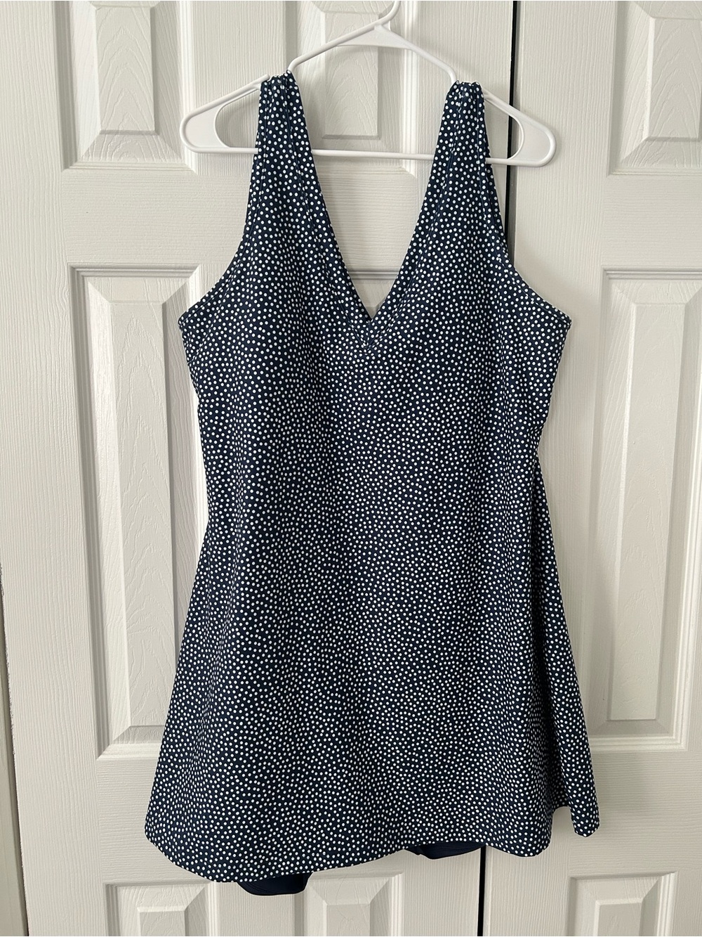 Abercrombie Navy Polka Dot V-Neck Active Dress